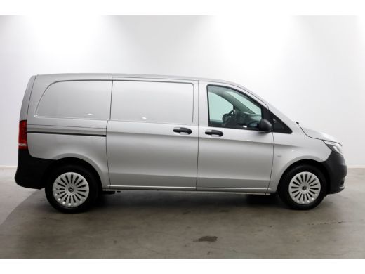 Mercedes-Benz Vito 114 CDI 136pk Compact 9G Automaat 2x Schuifdeur/LED/Camera/Inrichting 07-2022 ActivLease financial lease