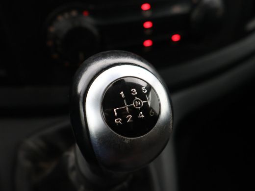 Mercedes-Benz Vito 116 CDI 163 PK LANG + TREKHAAK | STOELVERW. | PDC | CRUISE CONTROL | AIRCO ActivLease financial lease