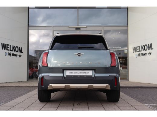Mini Countryman C Automaat / Favoured Trim / Pakket XL / 19" Kaleido Spoke 2-tone / Trekhaak ActivLease financial lease