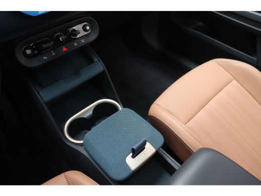 Mini Countryman C Automaat / Favoured Trim / Pakket XL / 19" Kaleido Spoke 2-tone / Trekhaak ActivLease financial lease