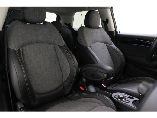 Mini Electric Classic / Sportstoelen / LED / Stoelverwarming / Cruise Control / Airconditioning / PDC ActivLease financial lease