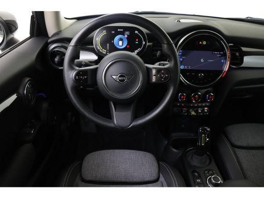 Mini Electric Classic / Sportstoelen / LED / Stoelverwarming / Cruise Control / Airconditioning / PDC ActivLease financial lease