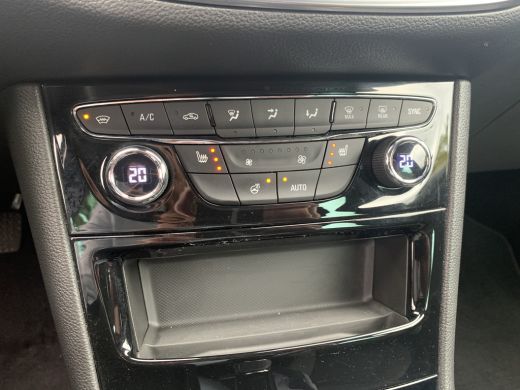 Opel Astra Sports Tourer 1.2 Business Elegance Airco | Camera | Cruise Control | DAB | Keyless | LED | Navi ... ActivLease financial lease