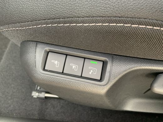 Opel Corsa-e Ultimate 50 kWh Airco | Alcantara | Cruise Control | Keyless | LED | Navi | Massagestoel | PDC Ac... ActivLease financial lease