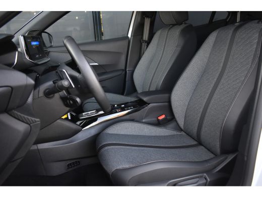 Peugeot 2008 1.2 Hybrid 136 Allure Automaat | Navigatie by App | Full-LED | Parkeersensoren | Cruise Control |... ActivLease financial lease