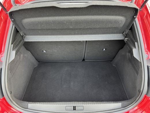 Peugeot 208 1.2 Mild Hybrid Allure 145PK AUT | Comfort Pakket | Keyless Start & Entry | Achteruitrijcamera | ... ActivLease financial lease