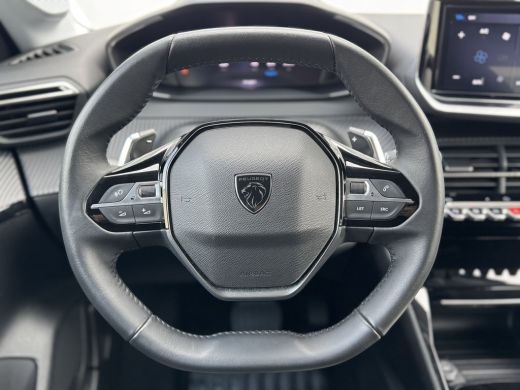 Peugeot 208 1.2 Mild Hybrid Allure 145PK AUT | Comfort Pakket | Keyless Start & Entry | Achteruitrijcamera | ... ActivLease financial lease