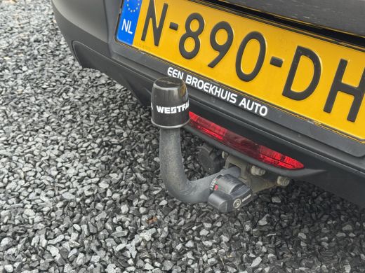 Peugeot 208 1.2 PureTech Like 74PK | Trekhaak | Airco | Bandenspanningscontrolesysteem | Bluetooth | Cruise C... ActivLease financial lease