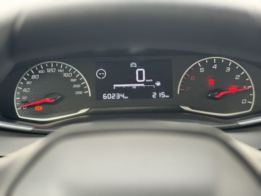 Peugeot 208 1.2 PureTech Like 74PK | Trekhaak | Airco | Bandenspanningscontrolesysteem | Bluetooth | Cruise C... ActivLease financial lease