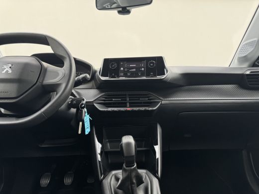 Peugeot 208 1.2 PureTech Like 74PK | Trekhaak | Airco | Bandenspanningscontrolesysteem | Bluetooth | Cruise C... ActivLease financial lease