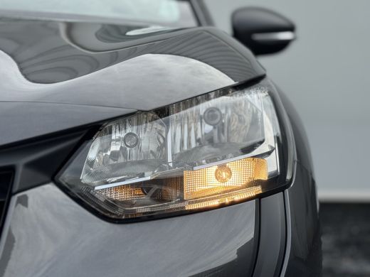 Peugeot 208 1.2 PureTech Like 74PK | Trekhaak | Airco | Bandenspanningscontrolesysteem | Bluetooth | Cruise C... ActivLease financial lease