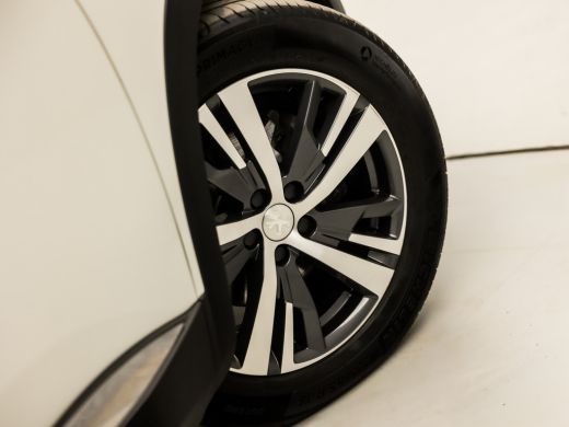 Peugeot 3008 1.2 PureTech Allure Sport (NIEUW MODEL, APPLE CARPLAY, GROOT NAVI, PARELMOER, LEDER, 360 CAMERA, ... ActivLease financial lease