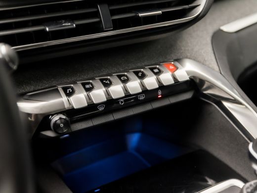 Peugeot 3008 1.2 PureTech Allure Sport (NIEUW MODEL, APPLE CARPLAY, GROOT NAVI, PARELMOER, LEDER, 360 CAMERA, ... ActivLease financial lease