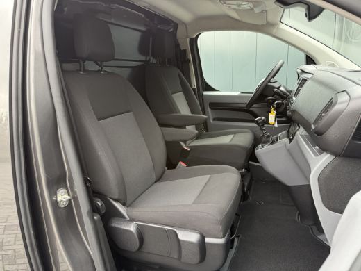 Peugeot Expert 1.5 BlueHDI 102 PK / L2H1 / TREKHAAK / AIRCO / CRUISE / 48.216 KM!! / PDC ActivLease financial lease