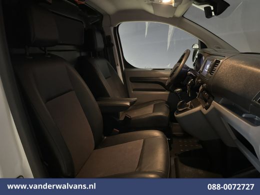 Peugeot Expert 2.0 BlueHDI 123pk L2H1 Euro6 Airco | Navigatie | 2500kg Trekhaak | Cruisecontrol | Apple Carplay ... ActivLease financial lease