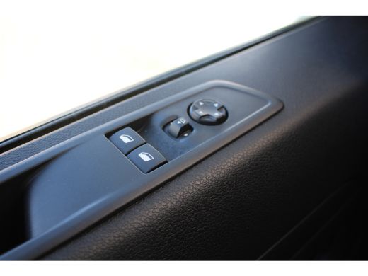 Peugeot Expert L2 2.0 BlueHDi 145 PK | NAVI | CAMERA | SENSOREN | APPLE CARPLAY/ANDROID AUTO | ActivLease financial lease