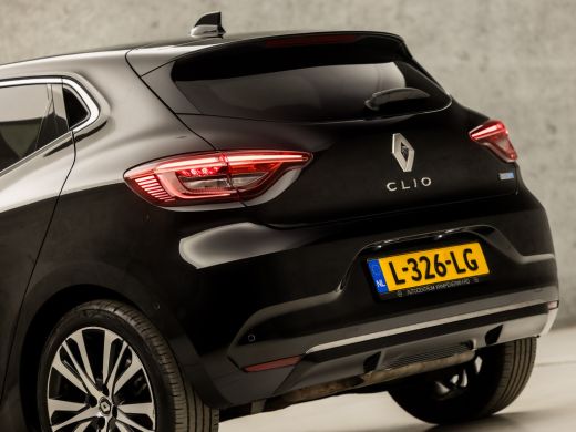 Renault Clio 1.6 E-Tech Hybrid 140 Initiale Paris 141Pk Automaat (VIRTUAL COCKPIT, APPLE CARPLAY, GROOT NAVI, ... ActivLease financial lease