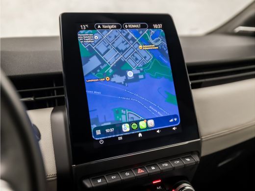 Renault Clio 1.6 E-Tech Hybrid 140 Initiale Paris 141Pk Automaat (VIRTUAL COCKPIT, APPLE CARPLAY, GROOT NAVI, ... ActivLease financial lease