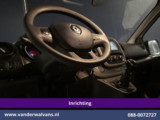 Renault Trafic 2.0 dCi 120pk L2H1 Inrichting Euro6 Airco | Omvormer | Camera | Navigatie | LED | Cruisecontrol T... ActivLease financial lease