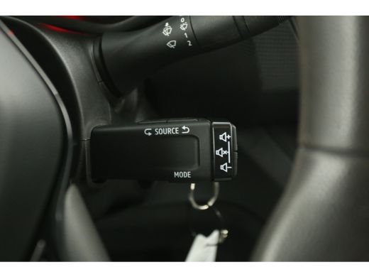 Renault Trafic 2.0 dCi T30 L2H1 | Airco | Cruise | Trekh. | Parkeersens. | LED ActivLease financial lease