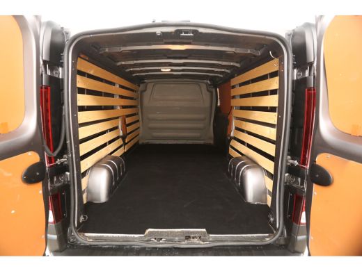 Renault Trafic 2.0 dCi T30 L2H1 | Airco | Cruise | Trekh. | Parkeersens. | LED ActivLease financial lease