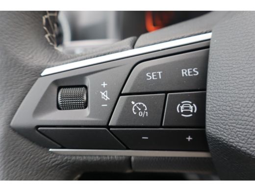 Seat Arona Style | Airconditioning automatisch met 2-zone-temperatuurregeling | Cruise Control | Digitaal in... ActivLease financial lease