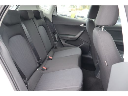 Seat Arona Style | Airconditioning automatisch met 2-zone-temperatuurregeling | Cruise Control | Digitaal in... ActivLease financial lease