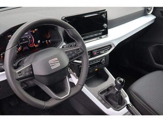 Seat Arona Style | Airconditioning automatisch met 2-zone-temperatuurregeling | Cruise Control | Digitaal in... ActivLease financial lease