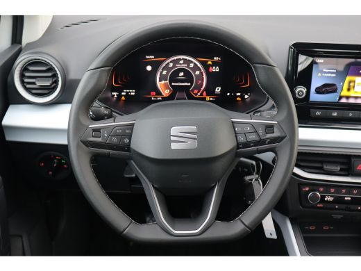 Seat Arona Style | Airconditioning automatisch met 2-zone-temperatuurregeling | Cruise Control | Digitaal in... ActivLease financial lease