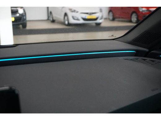 Seat Leon 1.5 eTSI FR FULL LED | STOEL/STUURVERW. | CAMERA | ACC | KEYLESS | ActivLease financial lease