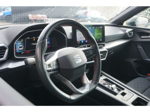 Seat Leon 1.5 eTSI FR FULL LED | STOEL/STUURVERW. | CAMERA | ACC | KEYLESS | ActivLease financial lease