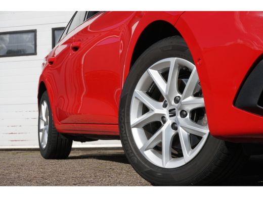 Seat Leon 1.5 TSI Style Launch Edition | CAMERA | ACC | CARPLAY | VIRTUAL COCKPIT | ActivLease financial lease