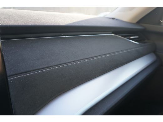 Skoda Octavia Combi 1.0 e-TSI Automaat Edition Plus | TREKHAAK | STOEL/STUUR VERW. | LEDER/ ALCANTARA | ActivLease financial lease