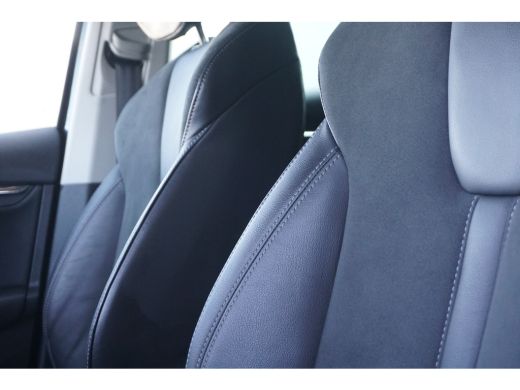 Skoda Octavia Combi 1.0 e-TSI Automaat Edition Plus | TREKHAAK | STOEL/STUUR VERW. | LEDER/ ALCANTARA | ActivLease financial lease