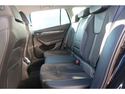 Skoda Octavia Combi 1.0 e-TSI Automaat Edition Plus | TREKHAAK | STOEL/STUUR VERW. | LEDER/ ALCANTARA | ActivLease financial lease