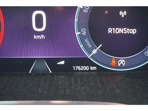 Skoda Octavia Combi 1.0 e-TSI Automaat Edition Plus | TREKHAAK | STOEL/STUUR VERW. | LEDER/ ALCANTARA | ActivLease financial lease