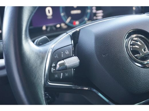 Skoda Octavia Combi 1.0 e-TSI Automaat Edition Plus | TREKHAAK | STOEL/STUUR VERW. | LEDER/ ALCANTARA | ActivLease financial lease