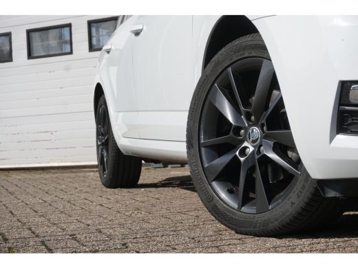 Skoda Octavia Combi 1.0 TSI Automaat Clever Edition | PARELMOER WIT | TREKHAAK | STOELVERW. | ActivLease financial lease