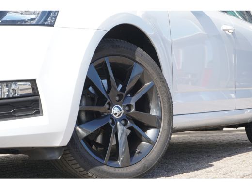 Skoda Octavia Combi 1.0 TSI Automaat Clever Edition | PARELMOER WIT | TREKHAAK | STOELVERW. | ActivLease financial lease