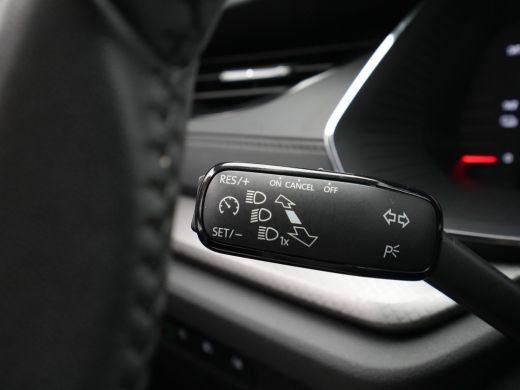 Skoda Octavia Combi 1.4 TSI iV 204pk PHEV Business Edition Navigatie Wegkl.trekhaal Pdc Virtual Cockpit Carplay... ActivLease financial lease