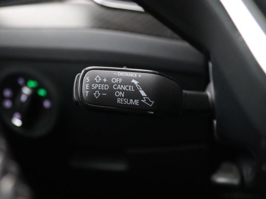 Skoda Superb Combi 1.4 TSI iV Sportline Business 218PK DSG Pano-Schuifdak, Trekhaak, Matrix-LED Verlichting, N... ActivLease financial lease