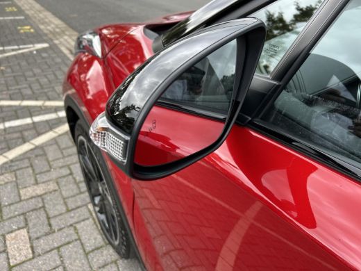 Toyota C-HR 2.0 Hybrid GR-Sport ActivLease financial lease