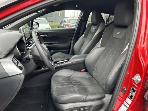 Toyota C-HR 2.0 Hybrid GR-Sport ActivLease financial lease