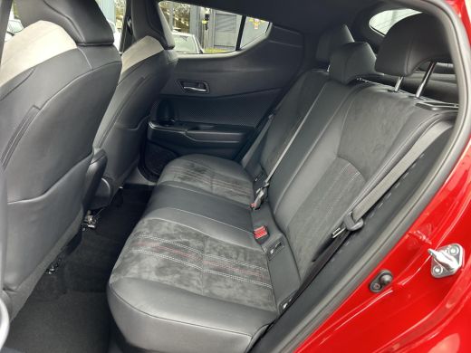 Toyota C-HR 2.0 Hybrid GR-Sport ActivLease financial lease