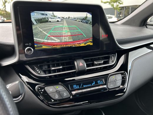 Toyota C-HR 2.0 Hybrid GR-Sport ActivLease financial lease