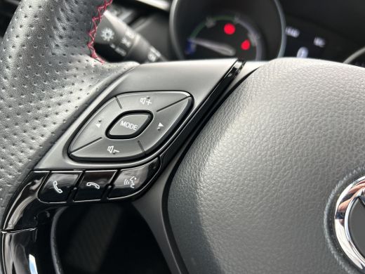 Toyota C-HR 2.0 Hybrid GR-Sport ActivLease financial lease