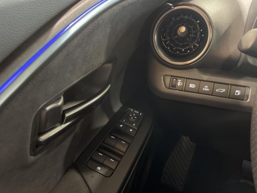 Toyota C-HR 2.0 Plug-in Hybrid 220 GR SPORT ActivLease financial lease