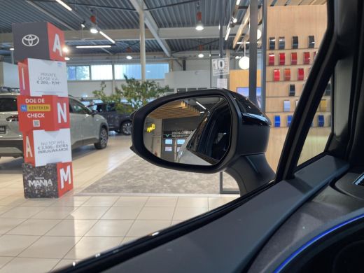 Toyota C-HR 2.0 Plug-in Hybrid 220 GR SPORT ActivLease financial lease