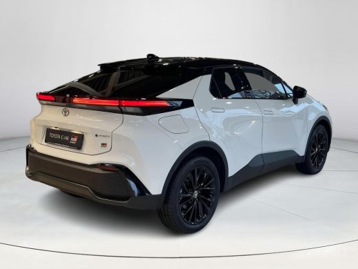 Toyota C-HR 2.0 Plug-in Hybrid 220 GR SPORT ActivLease financial lease
