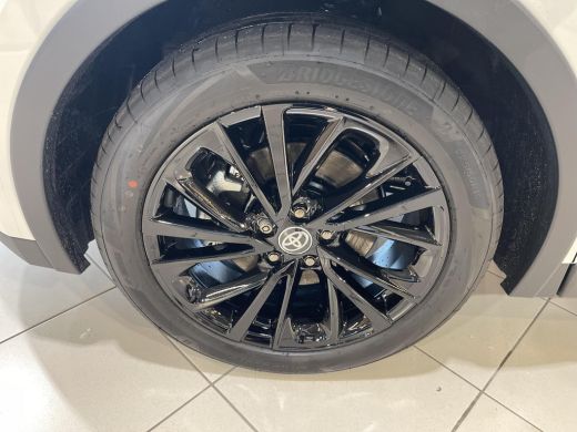 Toyota C-HR 2.0 Plug-in Hybrid 220 GR SPORT ActivLease financial lease